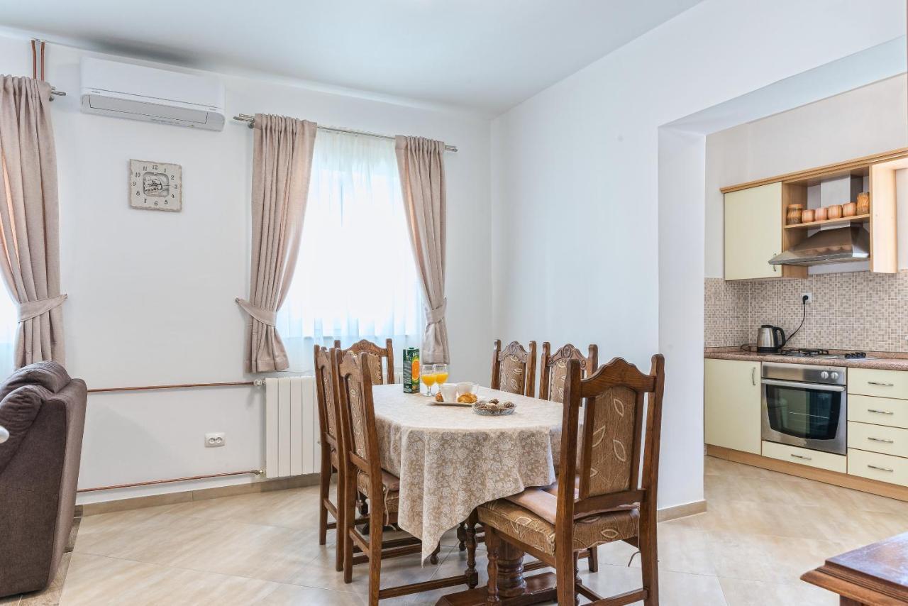 Apartman Tea Привлака Екстериор снимка