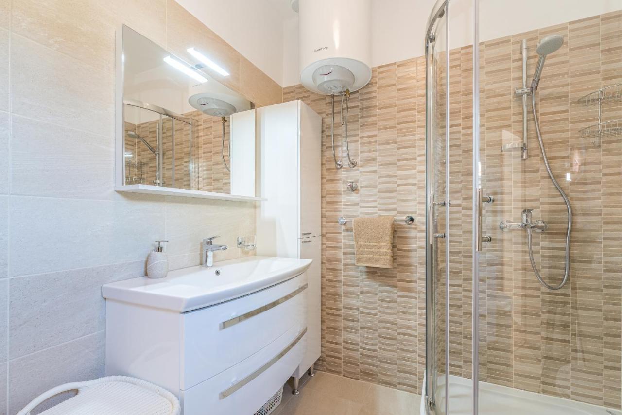 Apartman Tea Привлака Екстериор снимка