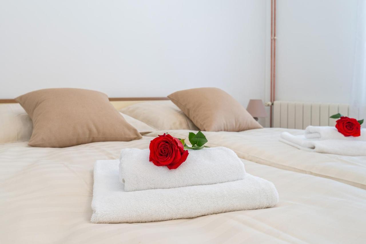 Apartman Tea Привлака Екстериор снимка
